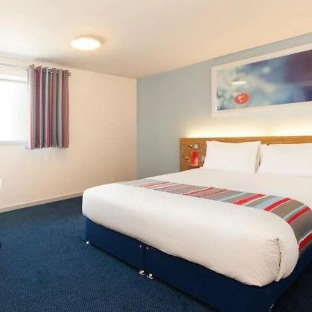 Travelodge Bromborough Port Sunlight Ngoại thất bức ảnh