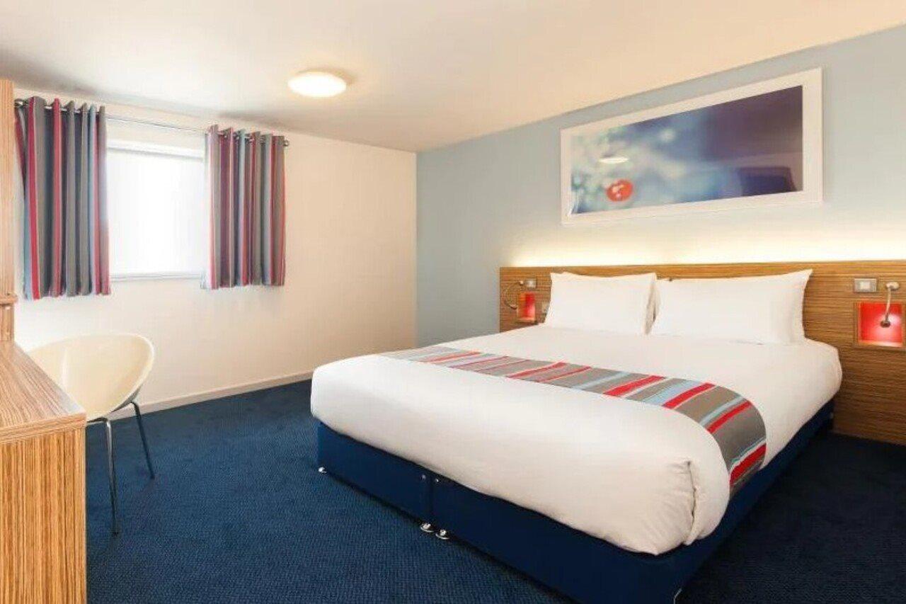 Travelodge Bromborough Port Sunlight Ngoại thất bức ảnh