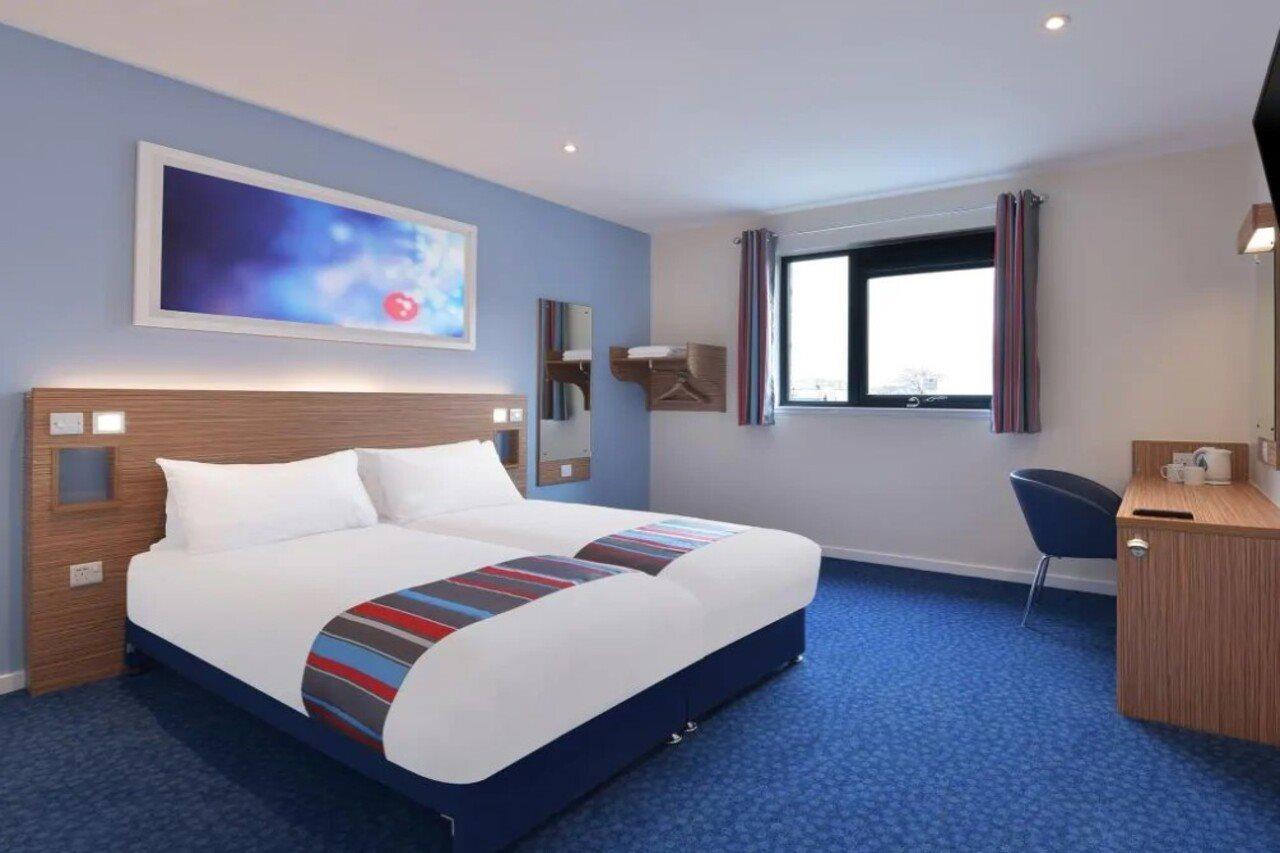 Travelodge Bromborough Port Sunlight Ngoại thất bức ảnh